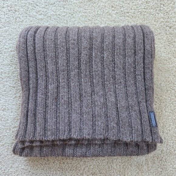 Brown Ribbed Lambswool Scarf made in Ireland - Picture 3 of 9